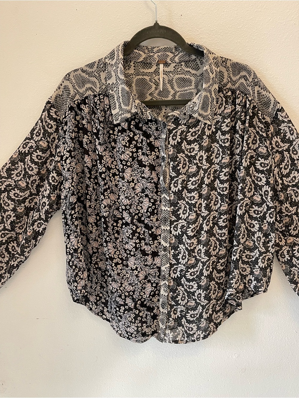 Free People Dani Paisley Long Sleeve Button Up Collared Blouse
Top S